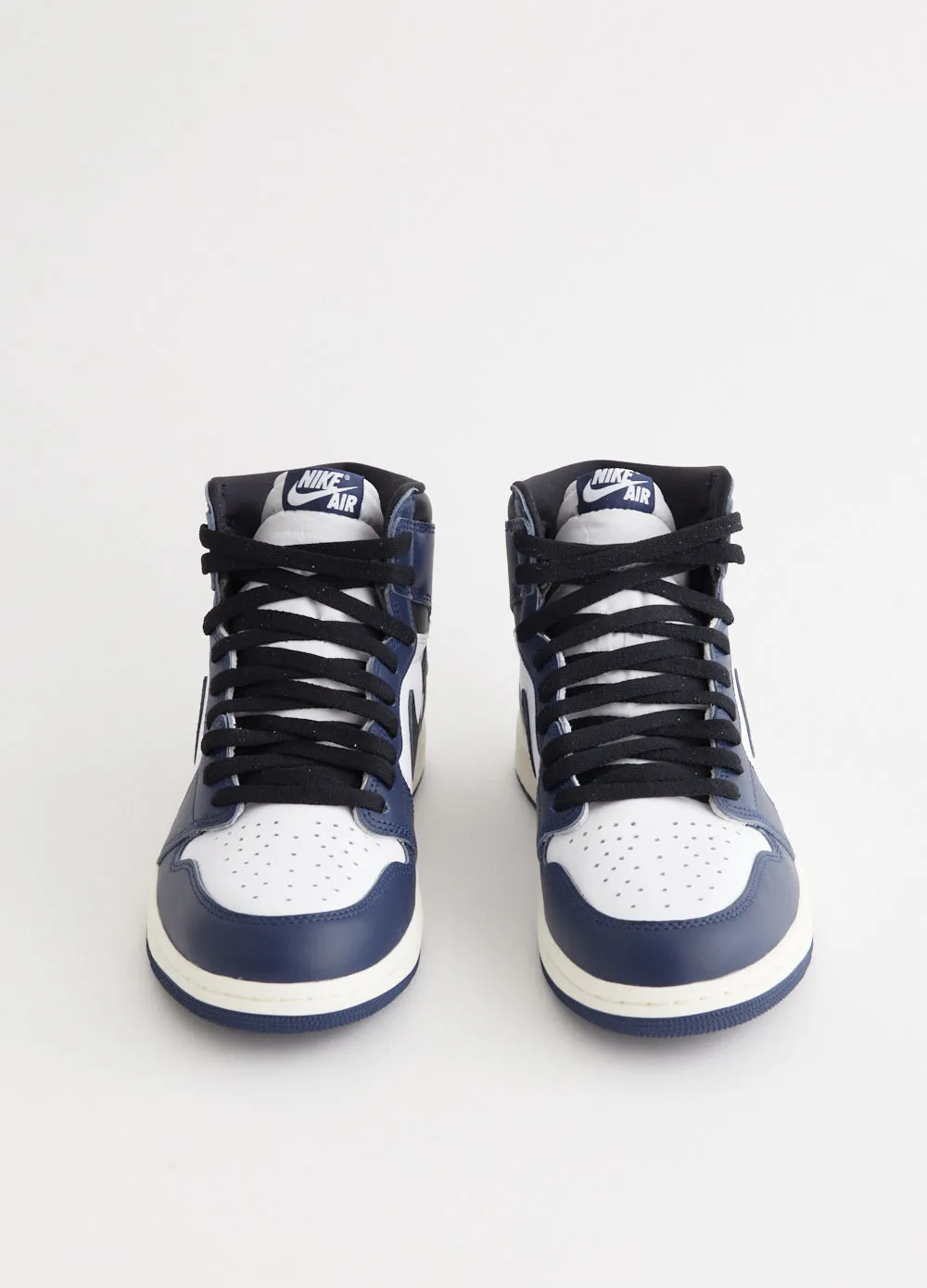 Air Jordan 1 Retro High OG 'Midnight Navy' Sneakers