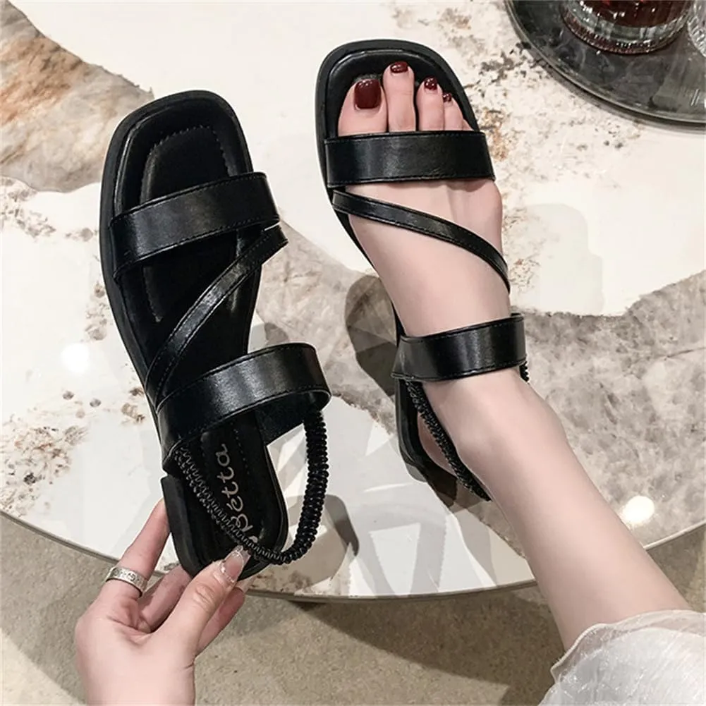 Caistre Womens Strappy Flat Sandal 2025 Summer Fashion Dressy Sandals Arch Support Beach Open Toe Shoes Indoor Outdoor