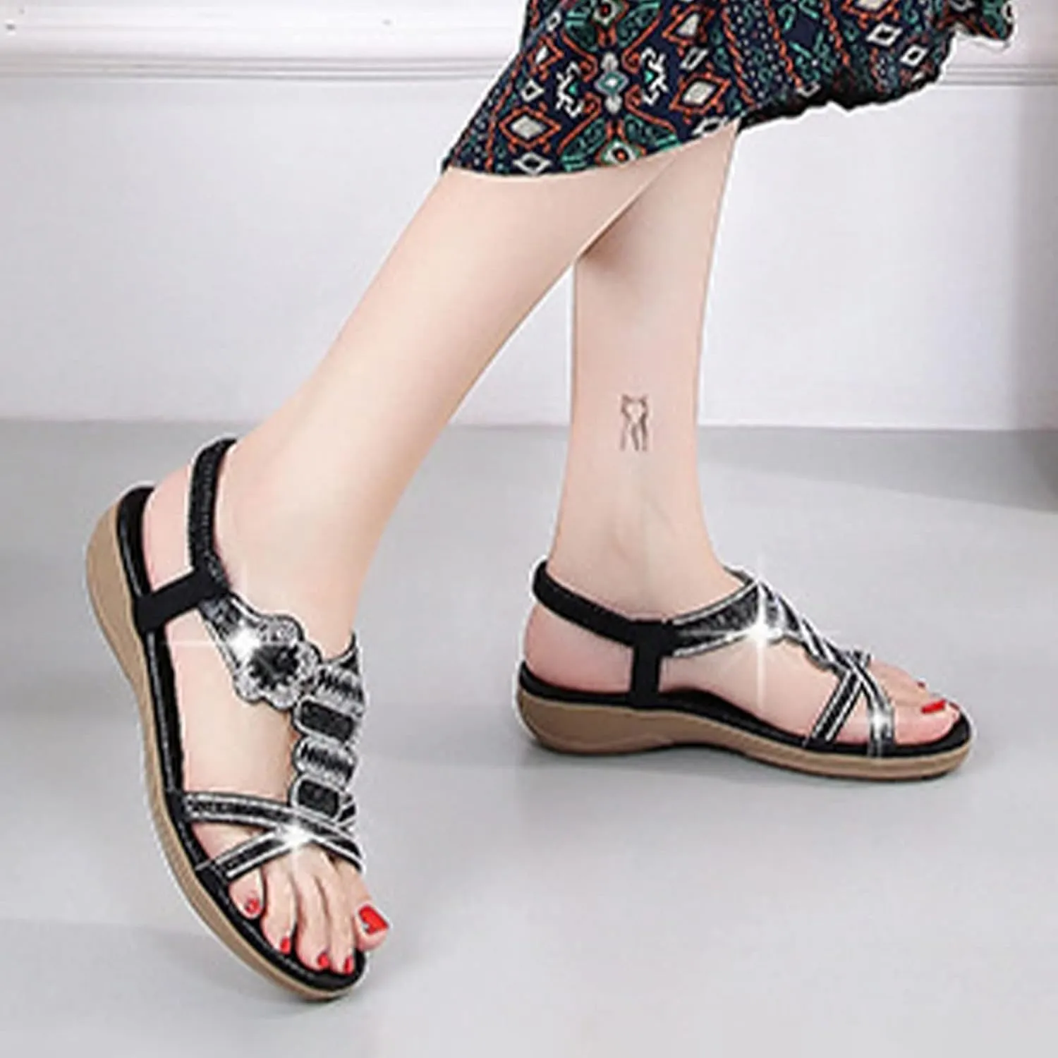 Keilinia Women's Open Toe Flat Sandals,Rhinestones Flower Glitter Comfy Slingback Ankle Elastic T-Strap Casual Boho Beach Shoes